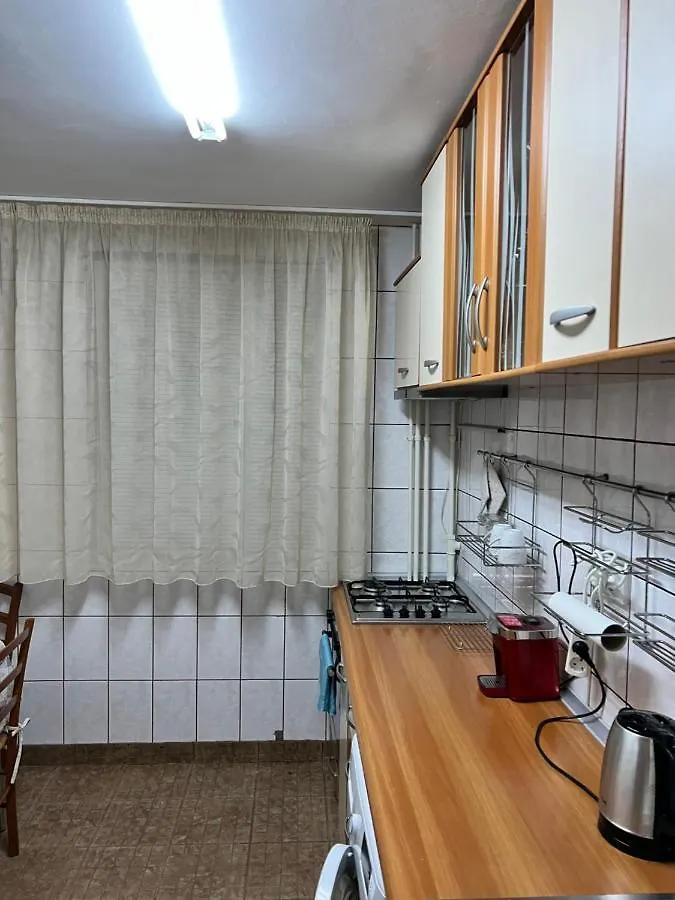 Apartment Apartament 3 Camere, Dotat Cu Toate Utilitatile Bucharest