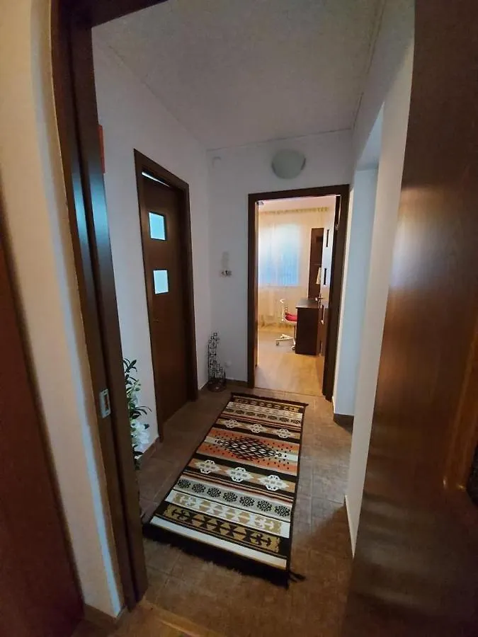 Apartament 3 Camere, Dotat Cu Toate Utilitatile Bucharest