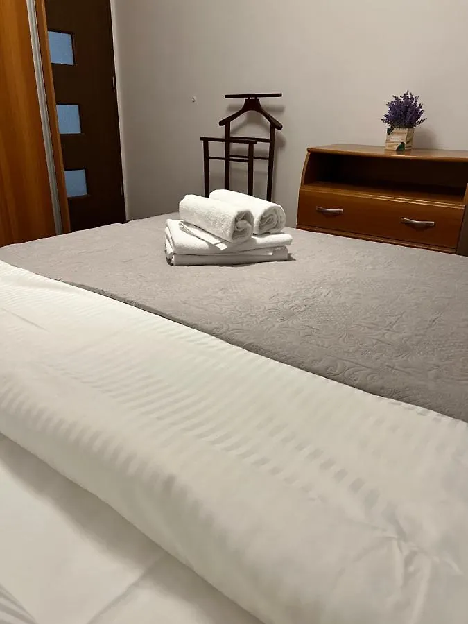 Apartament 3 Camere, Dotat Cu Toate Utilitatile Bucharest 0*,  Romania