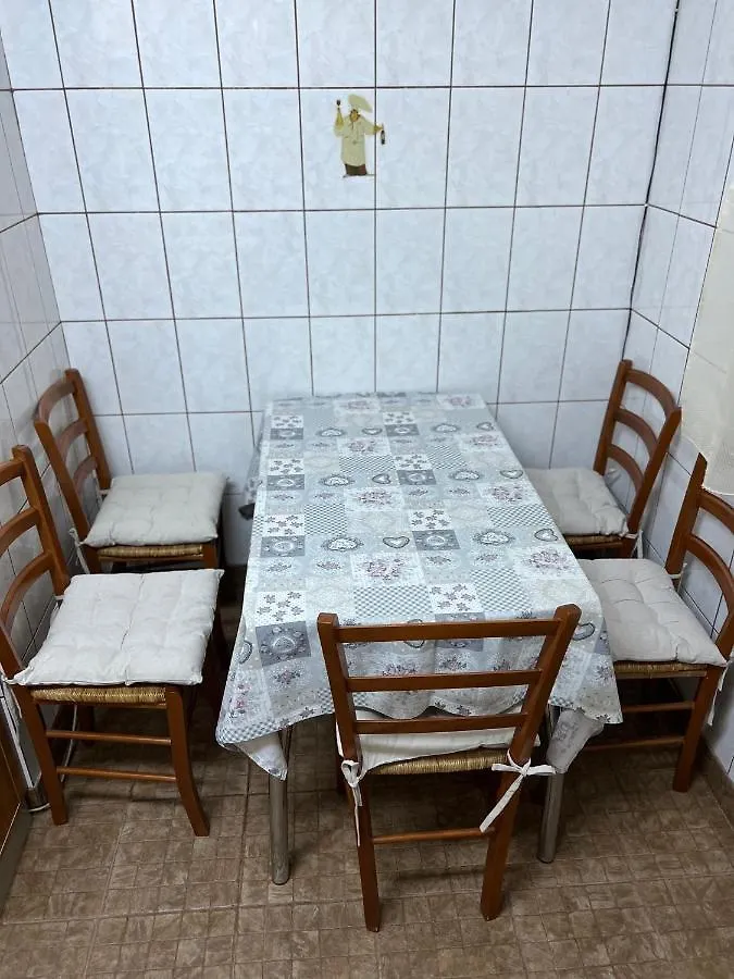 Apartment Apartament 3 Camere, Dotat Cu Toate Utilitatile Bucharest