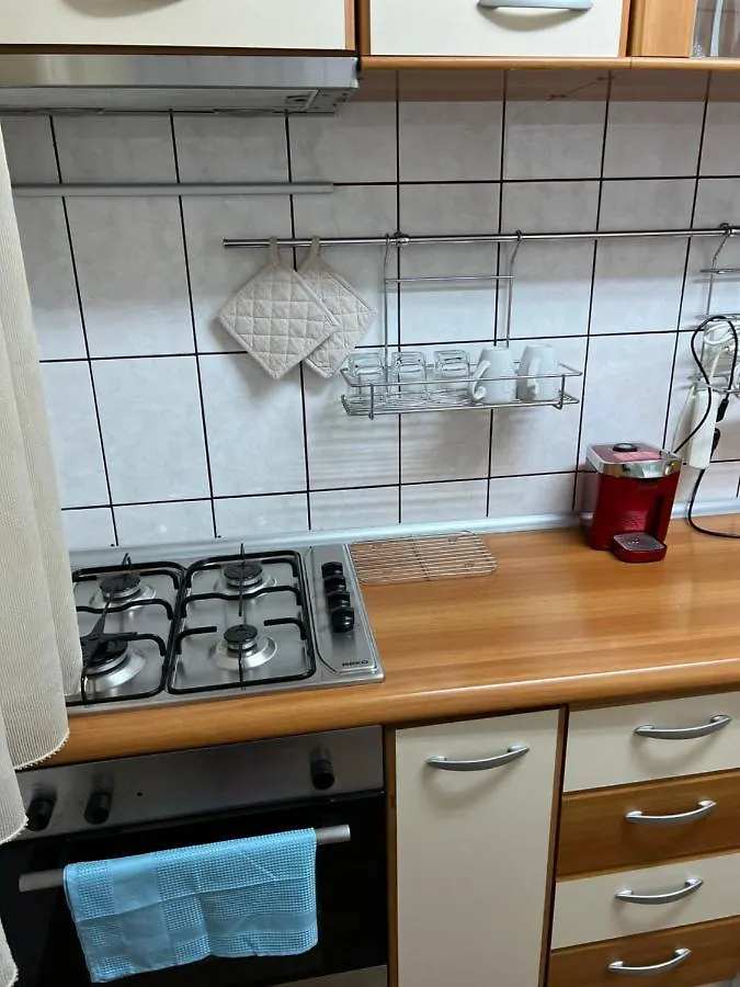 Apartament 3 Camere, Dotat Cu Toate Utilitatile Bucharest Apartment