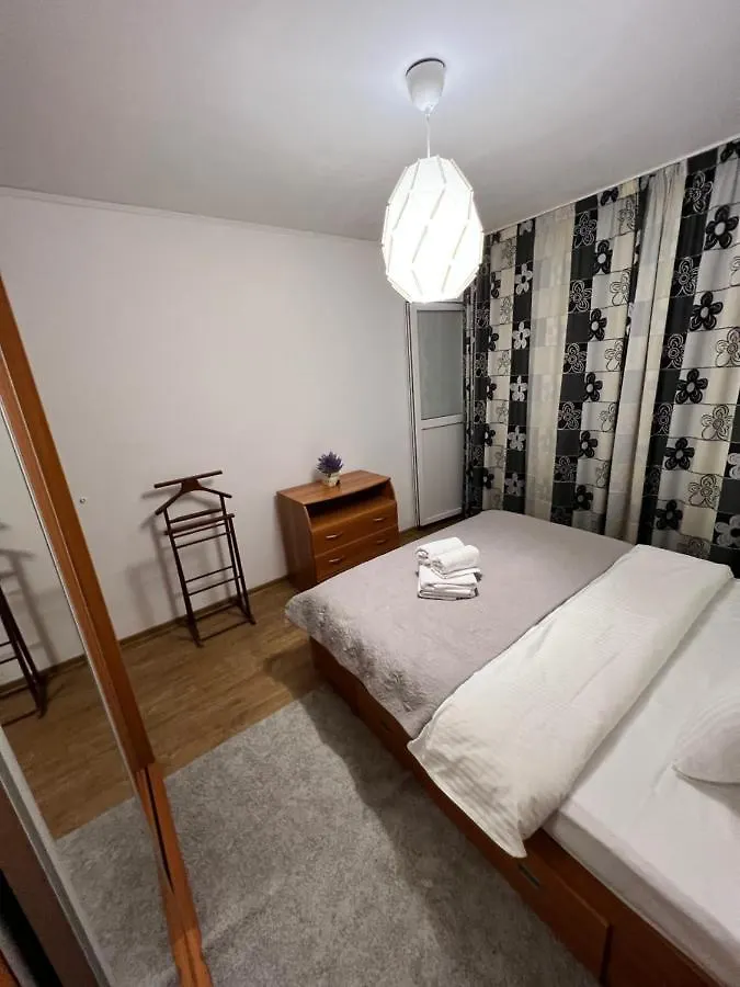 Apartament 3 Camere, Dotat Cu Toate Utilitatile Bucharest